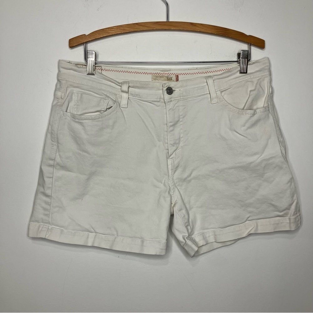 Levi’s white 515 shorts size‎ 14